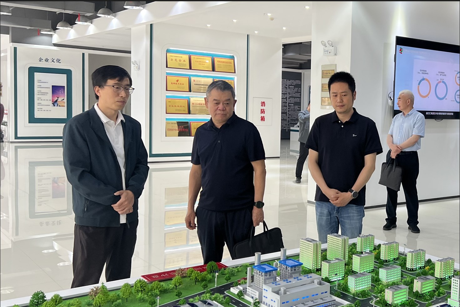 Dingtalk_20230527092207.jpg Dingtalk_20230527092207.jpg